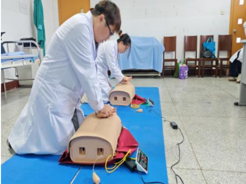 我院开展民族地区基层医疗机构临床骨干进修人员培训