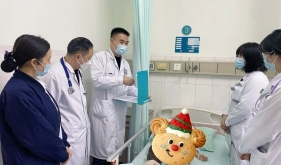 党建赋能强服务，中西合璧护童心